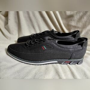 Elegant Black Men's Sneakers